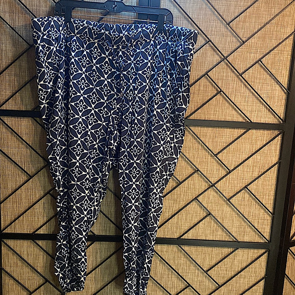 OLD NAVY XXL PANTS